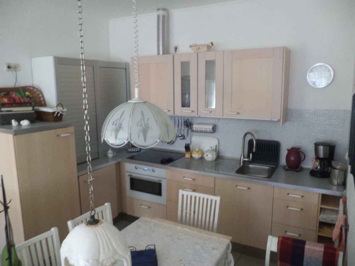 Ferienappartment Mit Schlafzimmer Farschweiler Extérieur photo