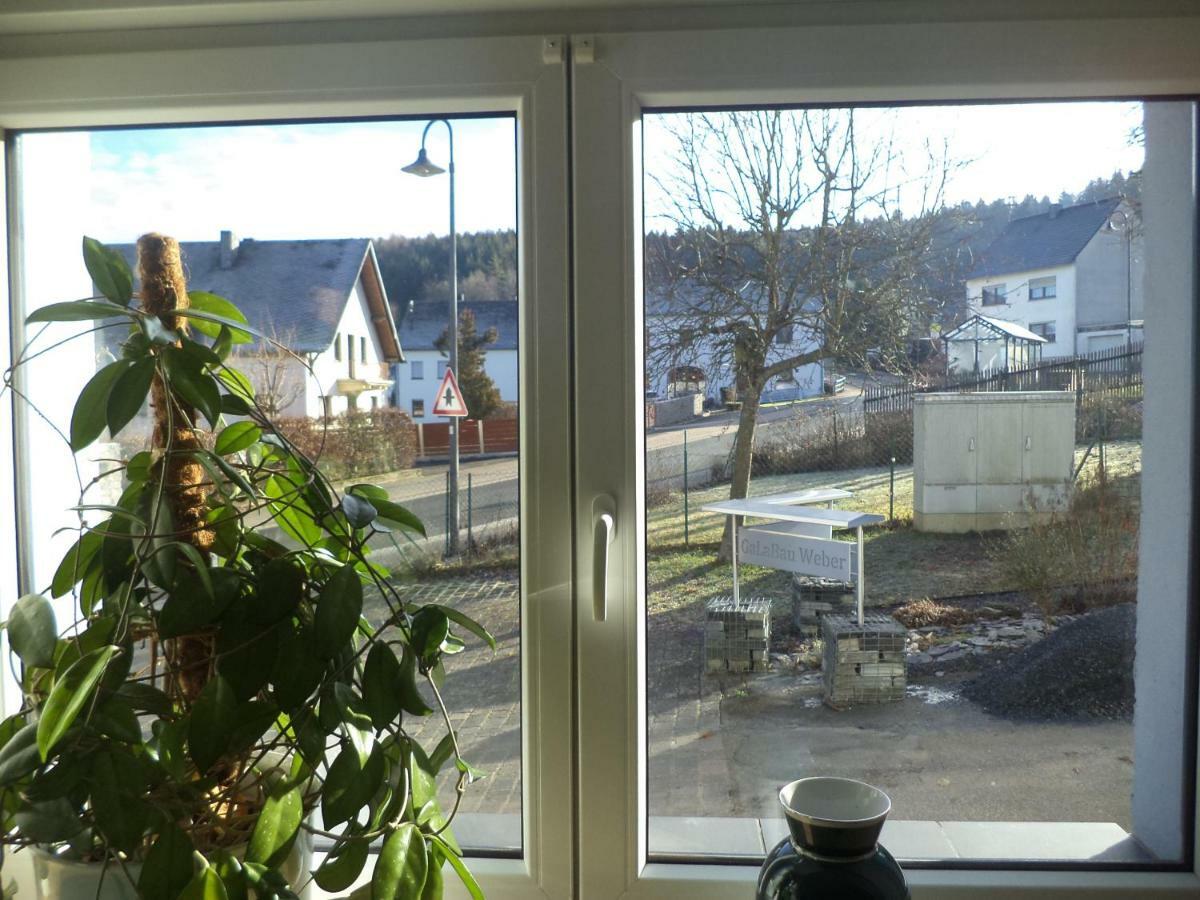Ferienappartment Mit Schlafzimmer Farschweiler Extérieur photo